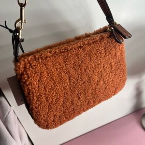 Coach Nolita 19 Sherling Signature